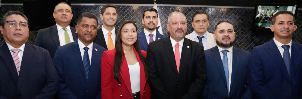 FISCALIZAR OBRAS PÚBLICAS  EN BENEFICIO DE LA POBLACIÓN COMPROMISO DE LA COMISIÓN DE INFRAESTRUCTURA