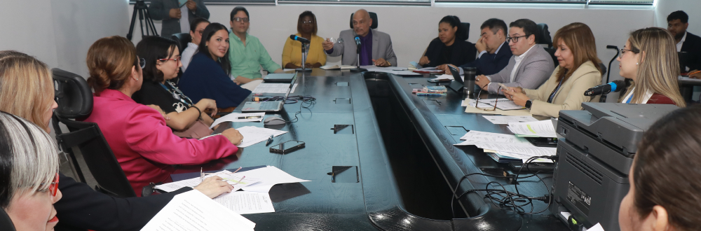 EN CONSULTAS PROYECTO DE REEMBOLSO DE BOTELLAS PLÁSTICAS PET