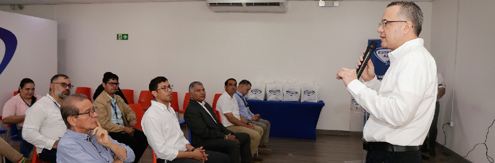 COMISION DE ASUNTOS AGROPECUARIOS VISITA INDUSTRIA LÁCTEA 