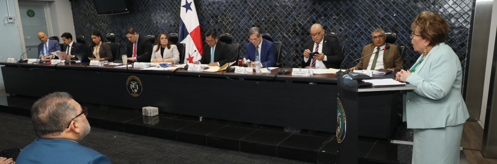COMISIÓN DE CREDENCIALES CONSIDERA DESIGNACIONES DE MAGISTRADOS PARA LA CSJ
