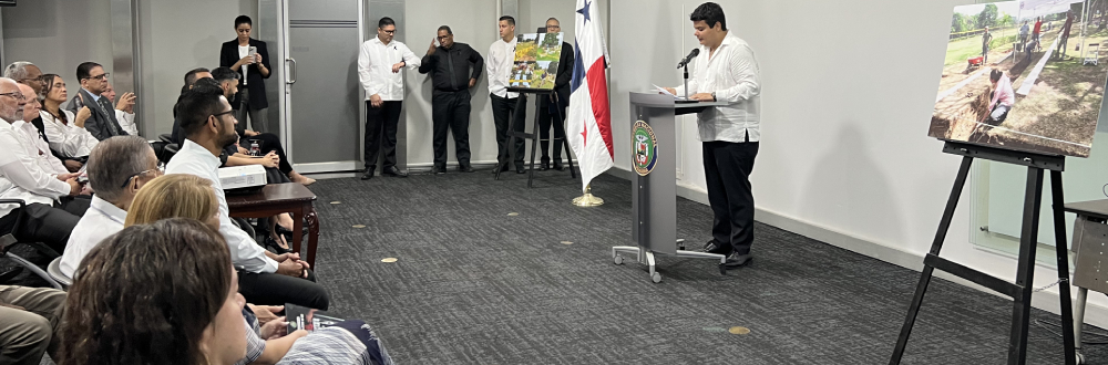 ASAMBLEA NACIONAL RINDE HOMENAJE A LAS VÍCTIMAS DEL 20 DE DICIEMBRE DE 1989