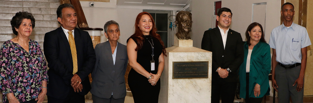RECORRIDO POR LOS ARCHIVOS NACIONALES