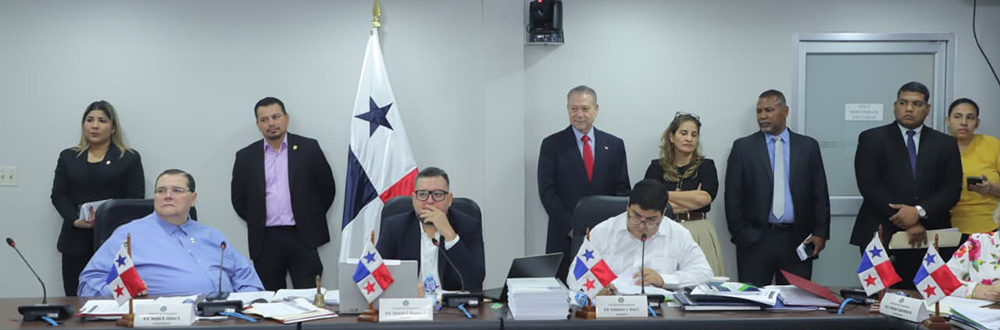 COMISIÓN DE PRESUPUESTO APRUEBA NUEVOS TRASLADOS DE PARTIDAS
