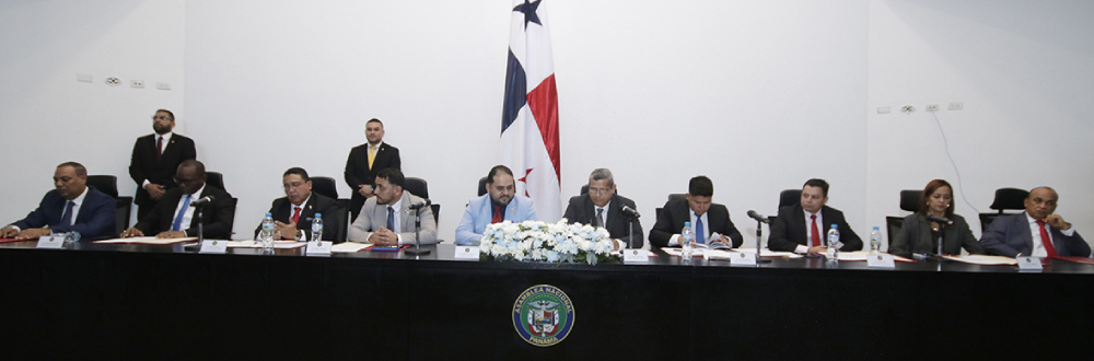 COMISIÓN DE TRANSPORTE COMPROMETIDA  POR UN MEJOR SERVICIO PARA LOS USUARIOS Y GREMIOS DEL VOLANTE