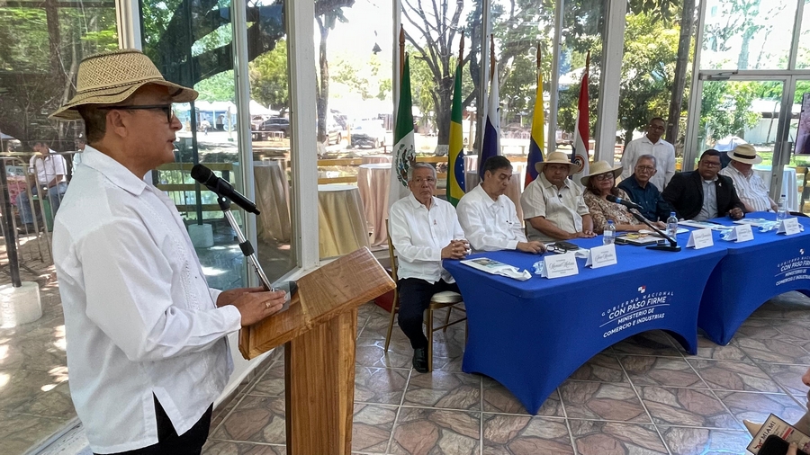 INSTALAN VILLA DIPLOMÁTICA EN FERIA DE SONÁ